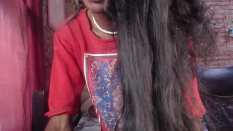 Danielle online show from December 21, 2025, 7:43 pm