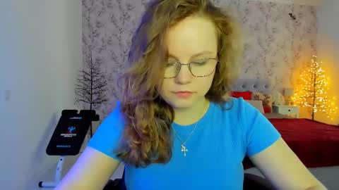 angellarud online show from March 1, 2026, 11:23 am