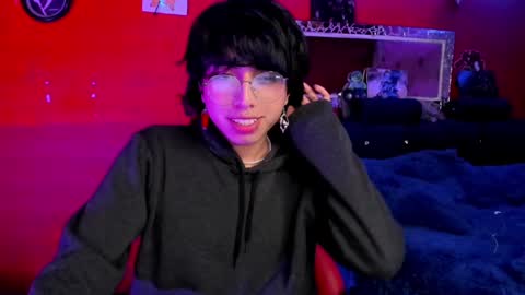 Snapshot of angellonfire chatting on December 18, 2024, 4:31 am Angel  online show from December 18, 2024, 4:31 am