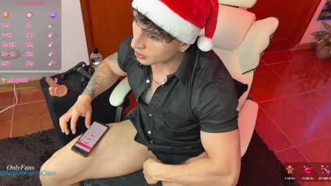 Snapshot of angeloferro1 chatting on December 16, 2024, 4:45 am Angelo Ferro online show from December 16, 2024, 4:45 am