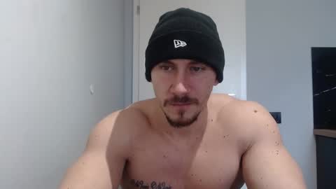 Snapshot of angelofit chatting on February 7, 2025, 10:19 am ------- SEX SHOW WITH GUYS AND GIRLS MUSCLE SHOW online show from February 7, 2025, 10:19 am