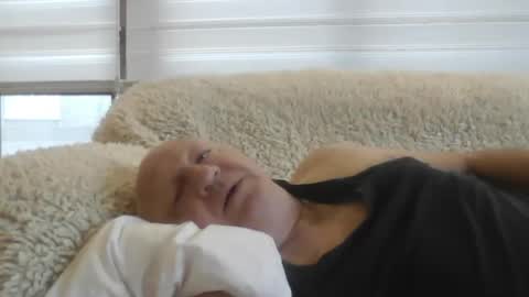 Snapshot of angelps1960 chatting on February 23, 2026, 5:49 am angelps1960 online show from February 23, 2026, 5:49 am