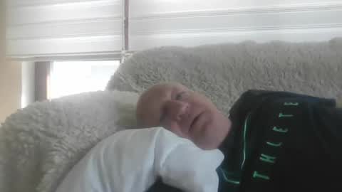 Snapshot of angelps1960 chatting on February 25, 2026, 10:14 am angelps1960 online show from February 25, 2026, 10:14 am