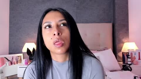 Angela online show from February 3, 2025, 1:30 pm