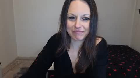Snapshot of angelslive99 chatting on March 19, 2026, 1:15 pm Giulia online show from March 19, 2026, 1:15 pm