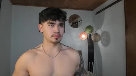 Snapshot of angelx_fox chatting on December 19, 2024, 2:45 am Angel Fox online show from December 19, 2024, 2:45 am