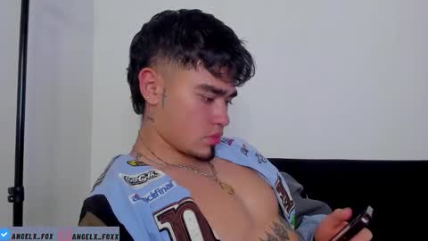 Snapshot of angelx_fox chatting on November 6, 2025, 1:28 am Angel Fox online show from November 6, 2025, 1:28 am