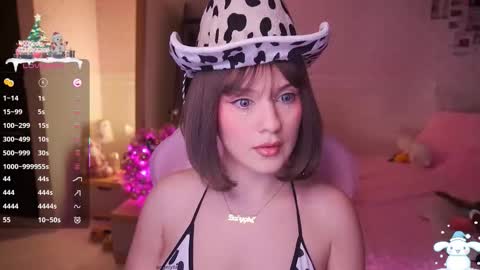 Snapshot of angelytaxx chatting on November 30, 2025, 8:40 am Angel online show from November 30, 2025, 8:40 am