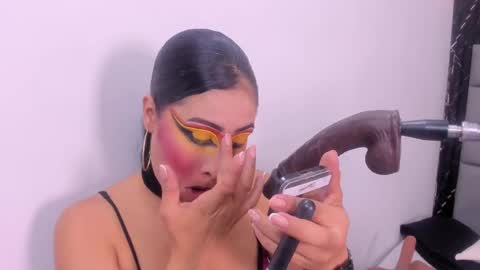 A N G I E.  online show from October 16, 2025, 9:16 pm