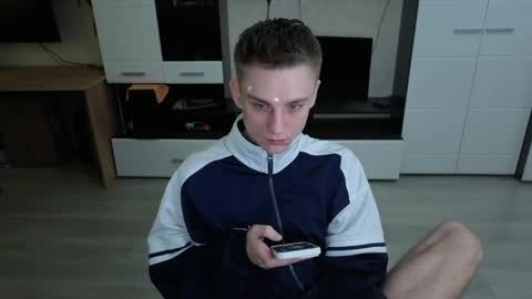 Snapshot of angryzan chatting on April 24, 2026, 8:39 am vodka online show from April 24, 2026, 8:39 am