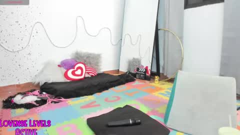 Anhala Rivera online show from February 7, 2025, 2:50 am