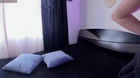 ana sofia   online show from February 1, 2026, 7:01 pm