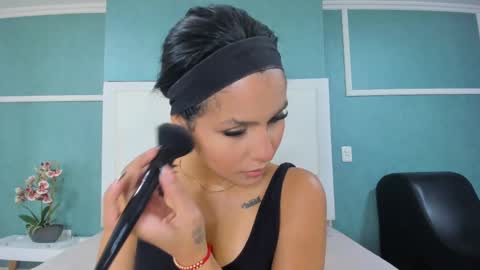 Ania online show from September 10, 2025, 9:37 pm