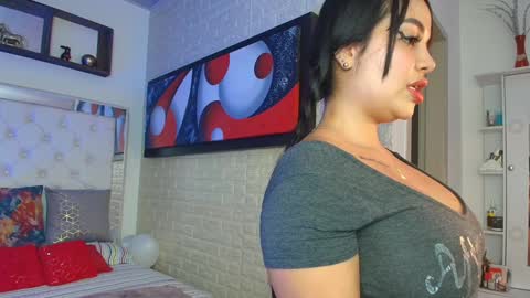 laura  online show from March 6, 2025, 1:48 am