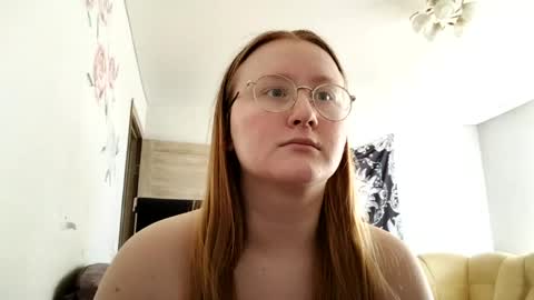 Snapshot of anika_lipps chatting on July 2, 2026, 2:01 pm Anika online show from July 2, 2026, 2:01 pm