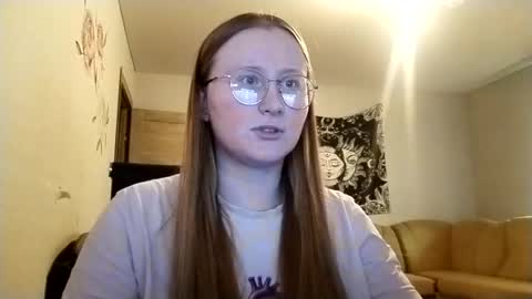 Snapshot of anika_lipps chatting on July 5, 2026, 6:59 pm Anika online show from July 5, 2026, 6:59 pm