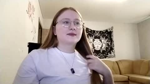 Snapshot of anika_lipps chatting on July 11, 2026, 1:58 pm Anika online show from July 11, 2026, 1:58 pm