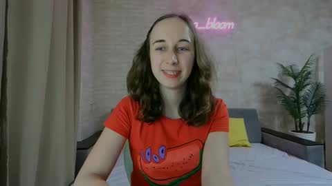 anikabloom online show from January 10, 2025, 5:58 am