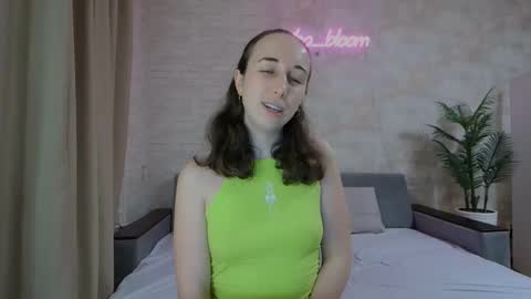 anikabloom online show from January 13, 2025, 7:00 am