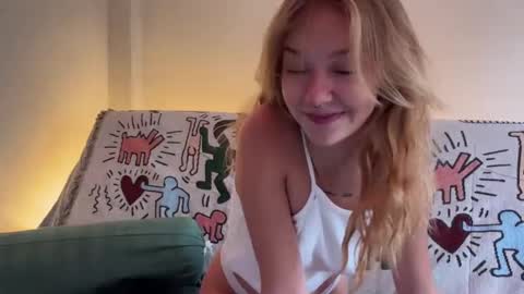 Snapshot of anita__hills chatting on February 1, 2025, 12:40 am anita__hills online show from February 1, 2025, 12:40 am