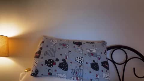 Snapshot of anita__hills chatting on September 27, 2025, 3:00 am anita__hills online show from September 27, 2025, 3:00 am