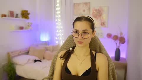 Anita Grey online show from December 2, 2025, 7:42 pm