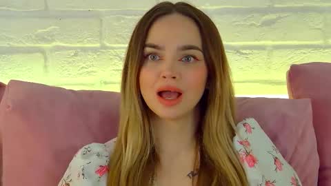 AnitaVenture online show from February 20, 2026, 4:53 am