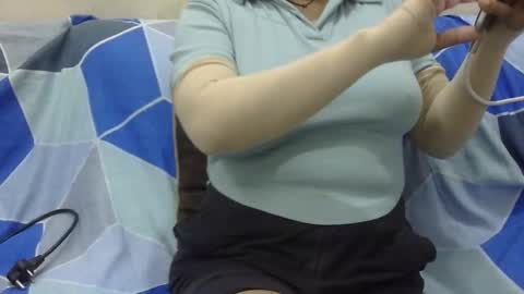 anjali_dogra786 online show from September 19, 2025, 8:49 am