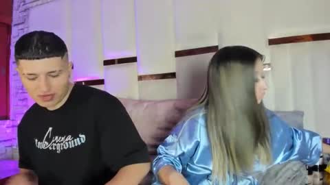Snapshot of anlleloandangela chatting on May 7, 2026, 5:18 pm ANGEL AND TEFY online show from May 7, 2026, 5:18 pm