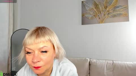 ann_annise online show from March 10, 2026, 1:32 am