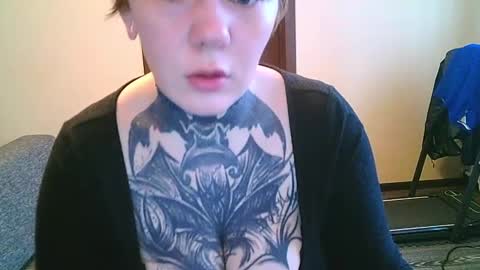 Snapshot of ann_lelala_ chatting on February 13, 2025, 9:20 am ann_lelala_ online show from February 13, 2025, 9:20 am