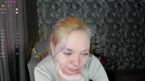 Anna online show from December 22, 2025, 8:33 am