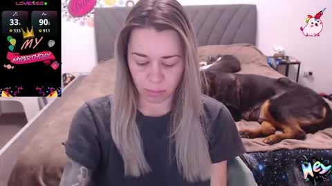 Anadirectgirl online show from January 17, 2026, 9:47 am