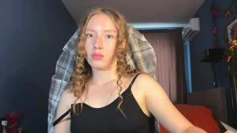 Snapshot of anna_kare chatting on June 14, 2026, 1:46 pm Anna online show from June 14, 2026, 1:46 pm
