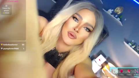 Snapshot of anna_mclaine chatting on March 27, 2026, 11:04 pm Miss Anna online show from March 27, 2026, 11:04 pm
