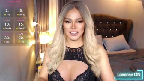 Miss Anna online show from June 14, 2026, 11:07 pm
