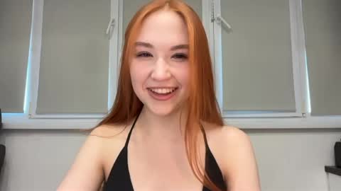 Snapshot of anna_raspberry chatting on June 2, 2026, 5:04 pm Anne online show from June 2, 2026, 5:04 pm