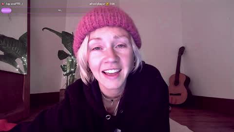 Anna Safra online show from December 7, 2024, 10:28 pm