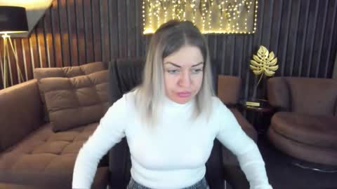 anna_snow9 online show from March 25, 2026, 6:30 am