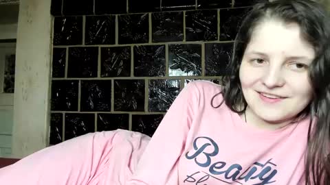 Snapshot of annaahcharm chatting on December 16, 2024, 7:00 pm annaahcharm online show from December 16, 2024, 7:00 pm