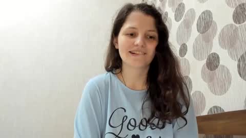 Snapshot of annaahcharm chatting on March 12, 2025, 5:46 am annaahcharm online show from March 12, 2025, 5:46 am