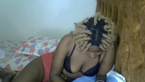 Snapshot of annabellapretty chatting on October 13, 2025, 5:07 am annabellapretty online show from October 13, 2025, 5:07 am