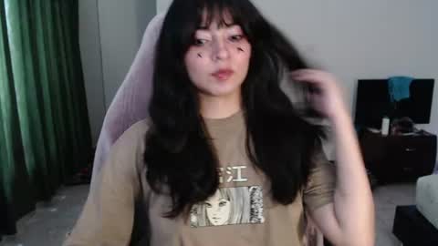 Snapshot of annacrow chatting on August 5, 2026, 10:55 pm Anna online show from August 5, 2026, 10:55 pm