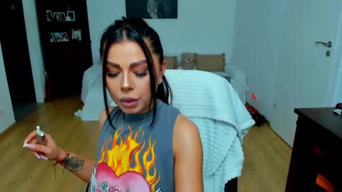 Snapshot of annagrayy chatting on March 12, 2025, 10:05 am annagrayy online show from March 12, 2025, 10:05 am