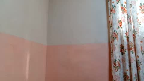 annahhotgirl online show from February 22, 2025, 1:24 pm