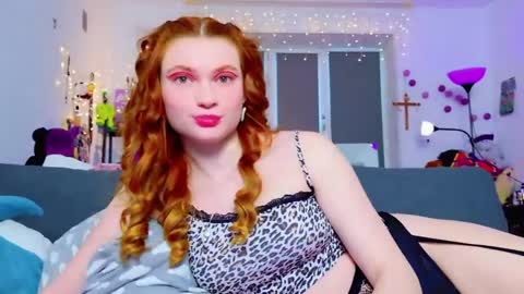 Anna online show from April 18, 2026, 5:44 am