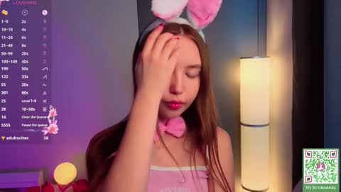 Snapshot of annamarie_foryou chatting on October 14, 2025, 6:14 am Holly Molly Im Polly online show from October 14, 2025, 6:14 am