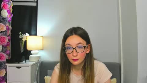 Snapshot of annatasty chatting on July 2, 2026, 4:24 pm Anna online show from July 2, 2026, 4:24 pm