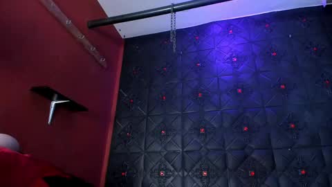 Snapshot of annavi_ chatting on May 4, 2026, 6:59 pm Annavi online show from May 4, 2026, 6:59 pm