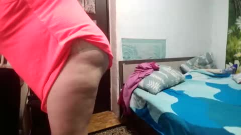 Snapshot of annaxgoldx chatting on November 4, 2025, 10:47 am AnnaxGoldX online show from November 4, 2025, 10:47 am